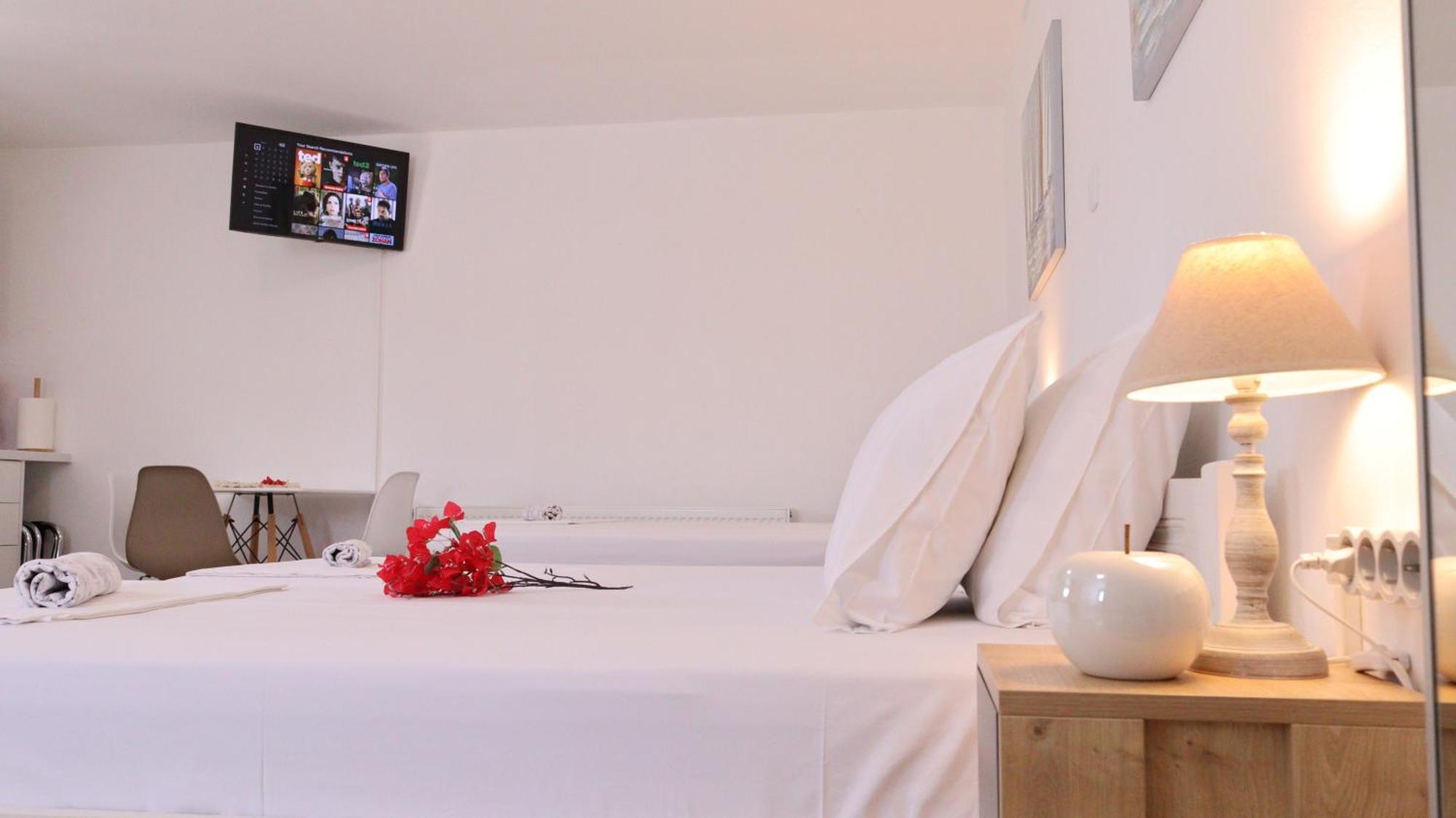 Lemon Tree Maisonette - Naoussa Paros Dış mekan fotoğraf